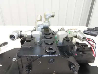 Yale Forklift Hydraulic 3 Lever Spool Valve Mast Control Off ERP035VTN36TE084