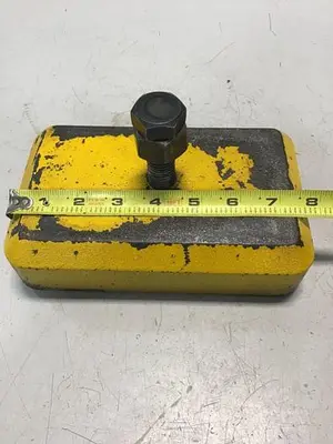 USED METAL FABRICATOR LEVELING PAD