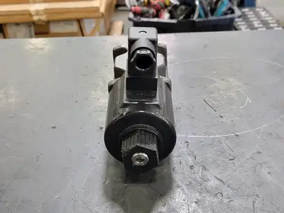 NEW YUKEN DSG-03-2B2B-D24-N-5090