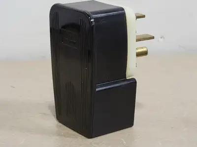 USED LEVITON 8432-P
