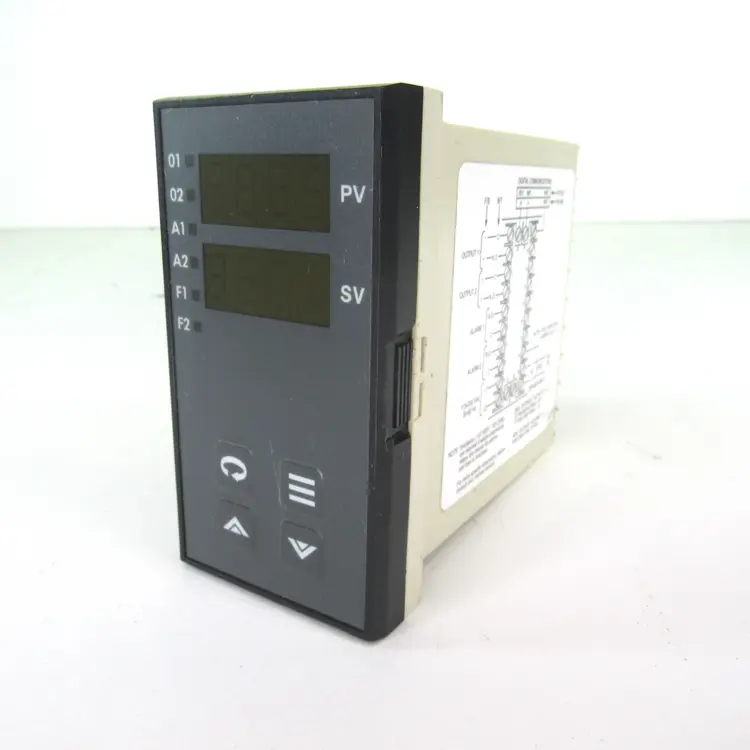 Used ATHENA XT18JFBOT000 Temperature Controls | Industrial Parts R Us Inc. #360738