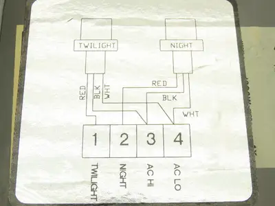 Hughey & Phillips StrobeGuard SS-124 Ambient Light Detector