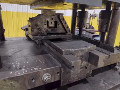 20 TON AIRAM PNEUMATIC 4 POST CUTOFF PRESS: YOBRO #24842