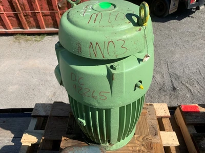 US Electric 15 HP 3525 RPM Vertical Motor
