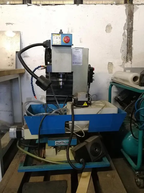 Used NUMCO KX3 Bench Top Mills CZ | Amaron s.r.o. #1064847