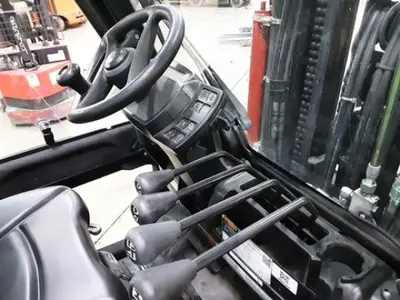 USED 2022 YALE GLC120