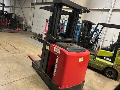 Used 2014 RAYMOND 520OPC30TT Order Pickers Illinois US | Somerset Equipment Sales #1546159