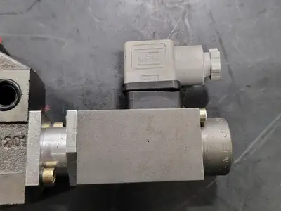 Hydraulic Valve Work Section 123410201 w/ Solenoid