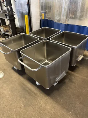 New | in-Stock M&M Equipment Corp. 400# Buggies Bins Illinois US | M&M Equipment Corp. #1405270