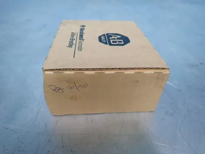 NEW ALLEN BRADLEY 1769IQ32