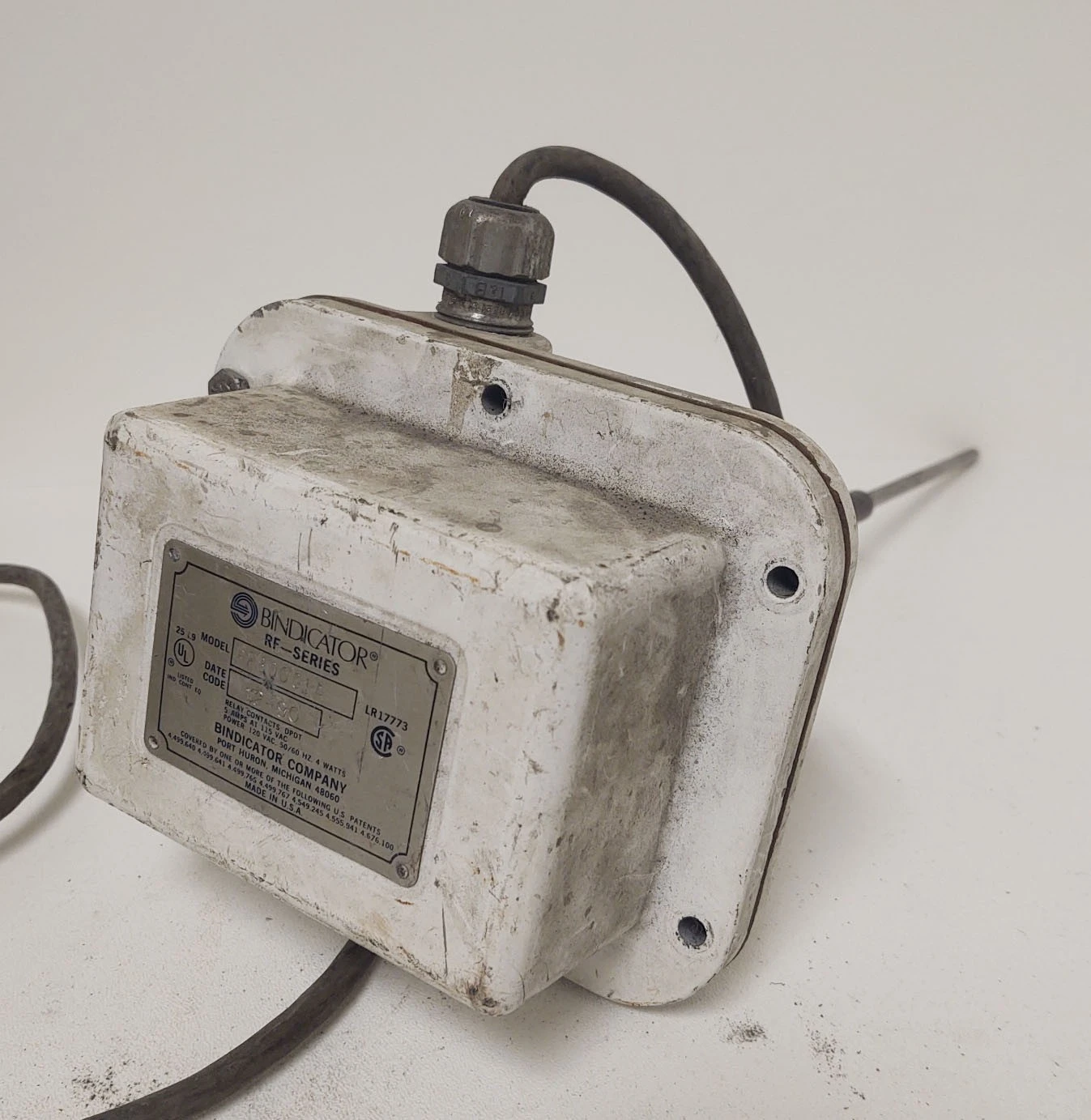 USED BINDICATOR RF800G1N