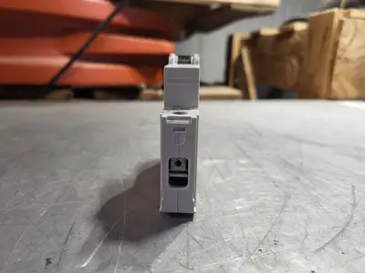 NEW SIEMENS 5SJ4102-8HG40