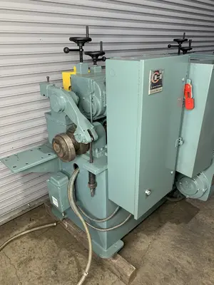 Used SHUSTER 2ABV Wire Straighteners & Cut-Offs Texas US | Universal Metalworking Equipment #1281005