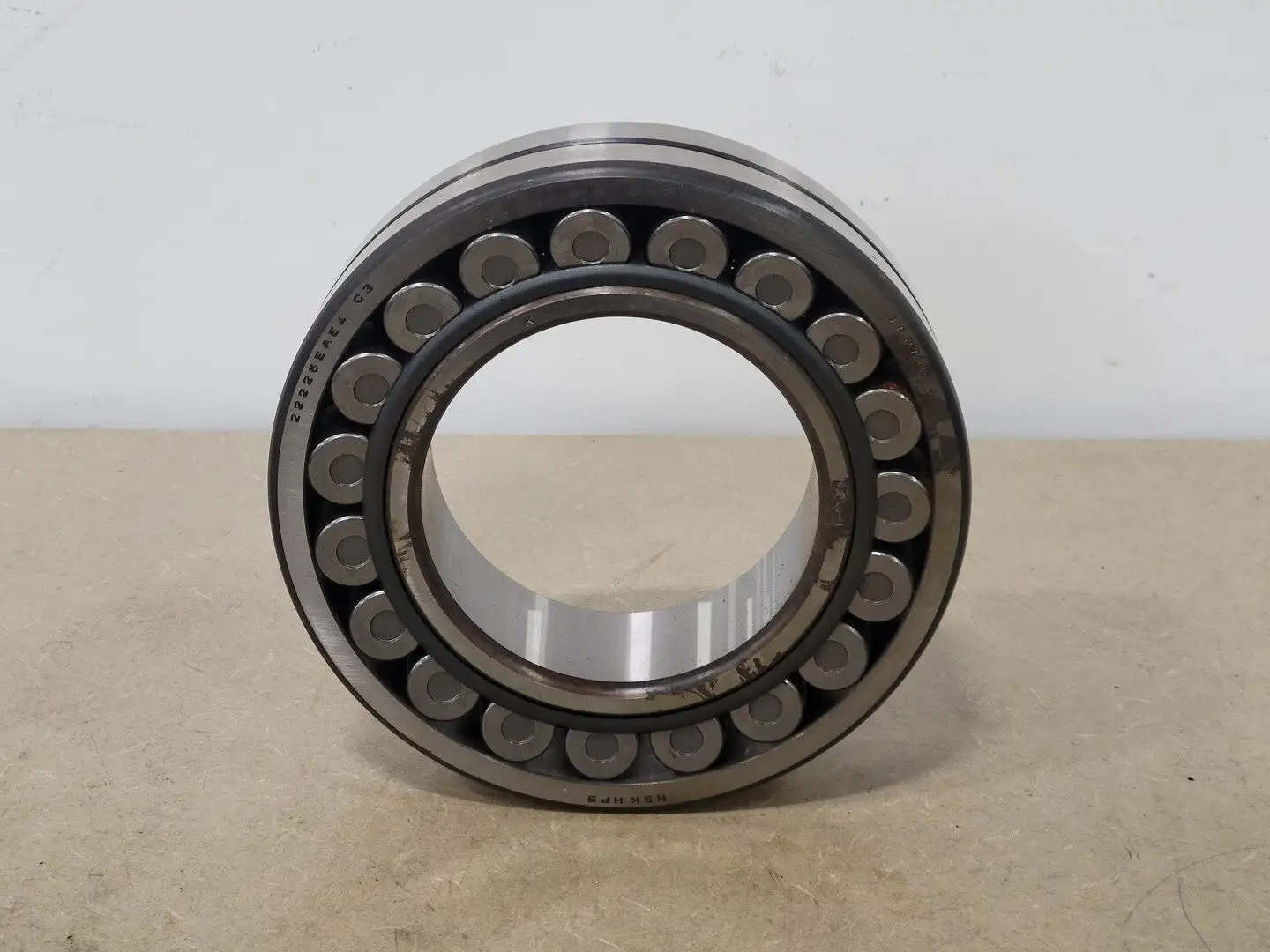 USED NSK 22226EAE4C3