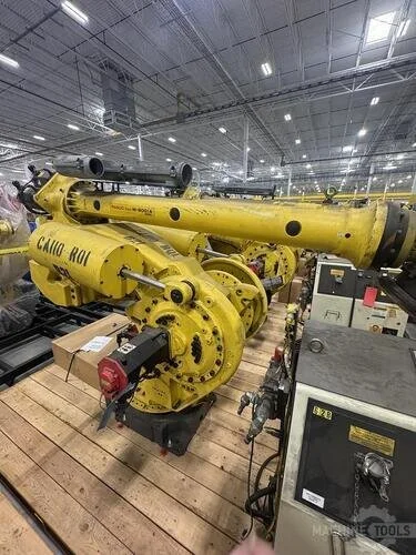 Used 2011 FANUC M-900IA/400L Robots Michigan US | RAB Industries, Inc. #184564