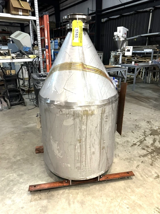 Used _UNKNOWN_ _UNKNOWN_ Dish & Cone Bottom Tanks West Virginia US | Cooper Industries #1409284