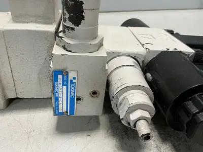 USED TOKIMEC DG4VS-3-0C-M-P7-H-7-P12-52