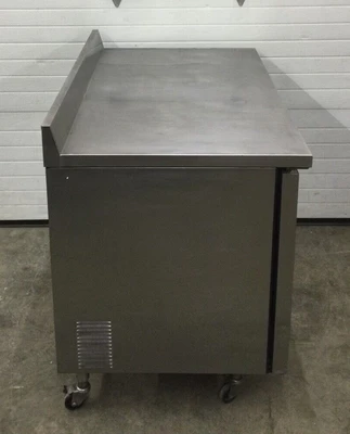 167-0240 True TWT-48 Worktop Self Contained Prep Table Cooler