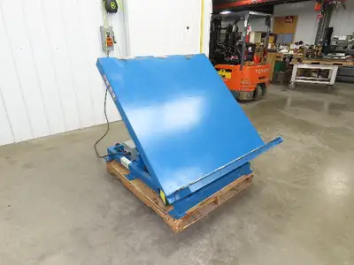Used BLUE GIANT _UNKNOWN_ Tippers Indiana US | Arrow Industrial #1412089