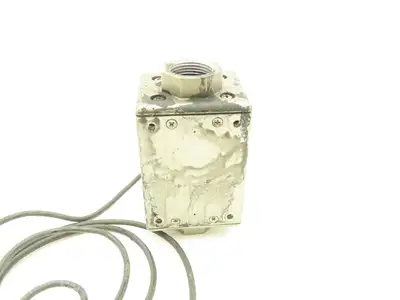 Keyence FD-M50AT Electromagnetic Digital Flow Sensor 50L/min 24VDC