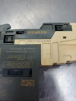 USED Siemens 6ES7138-4CB11-0AB0 SIMATIC S7 Module w/TM-P15C23-A0 Base