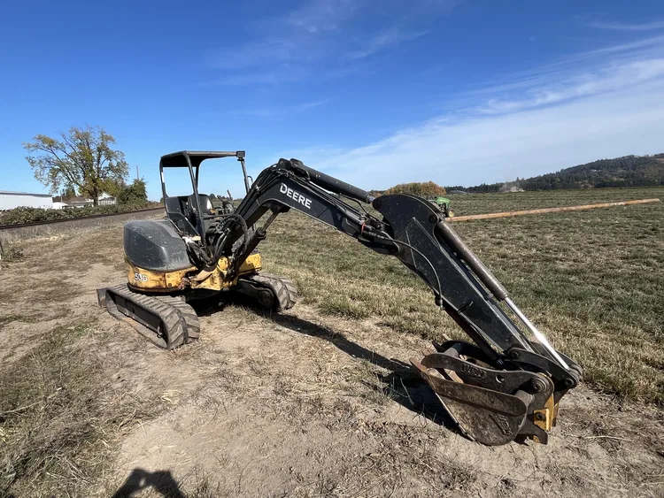 Used 2004 _UNKNOWN_ _UNKNOWN_ Excavators Oregon US | KNM Equipment Sales & Service #1550103