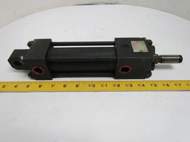 Used HENNELLS _UNKNOWN_ Pneumatic Cylinders | Arrow Industrial #632996