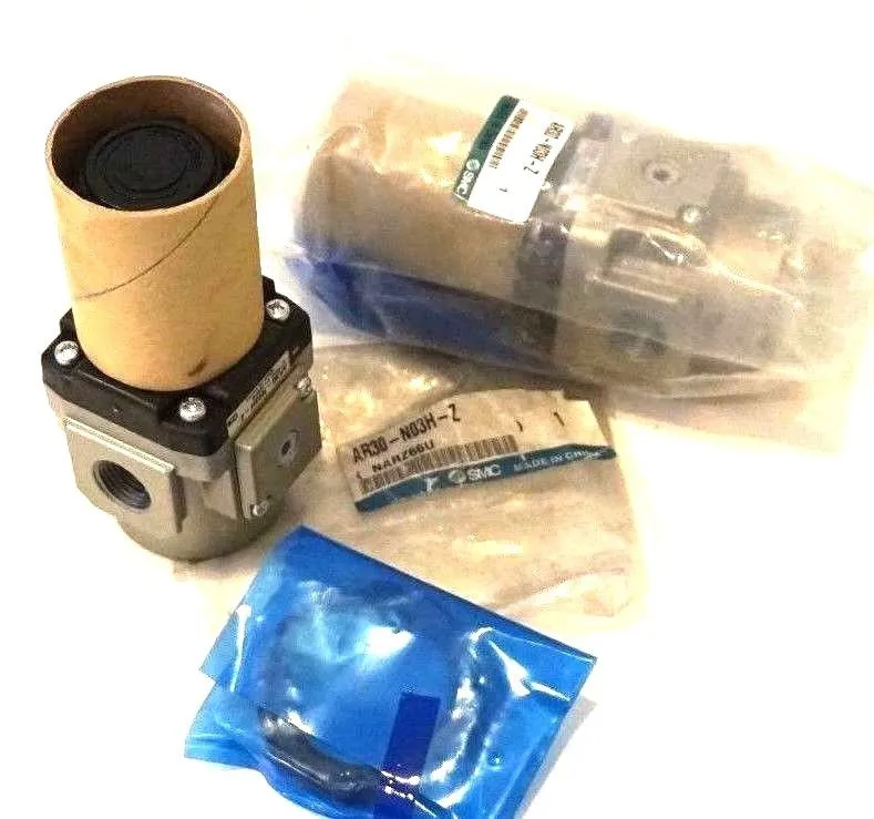 2 NEW SMC AR30-N03H-Z REGULATORS AR30N03HZ