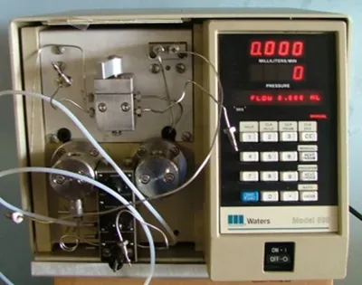 QTY. 1. WATERS MILLIPORE PUMP MODEL: 590 S/N: 590-...
