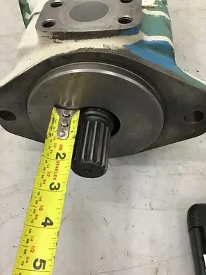 USED VICKERS 3525V35E21