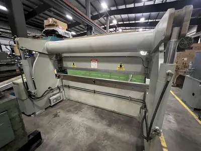 USED 1997 ACCURPRESS 710010