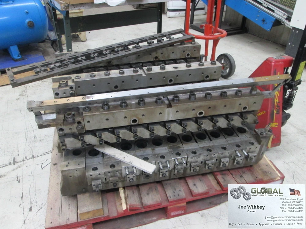 US Baird 437/Asahi TP-45 12 Op 3"Pitch 37"Punch Holder Transfer Press Die Set W/Slide