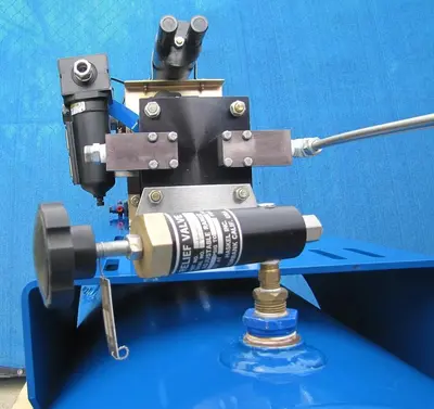 Haskel 8AGD-2 Single Stage Double Action Gas Booster with 80 Gallon Tank