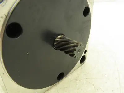 Oriental Motor 5GE10XS Gear Head Reducer 10:1 Ratio Pinion Shaft