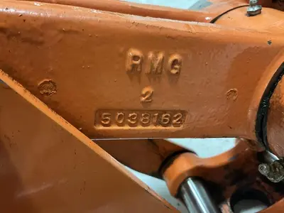 USED CINCINNATI MILACRON VS33