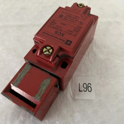 Used Telemecanique XCSA503 PLC Processors Indiana US | J&J Industrial Supply #497437