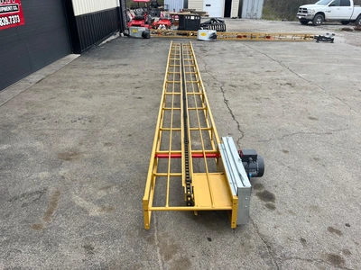 Snowco 24ft Hay Elevator Hay Elevator | County Equipment Company LLC (3)