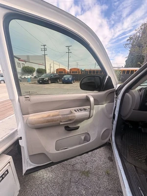 Used 2007 CHEVROLET Silverado C1500 Pickup Trucks California US | Heavy Wall Consulting #1310624