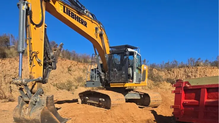 Used 2020 Liebherr R 924 Excavators North Carolina US | Rubbl #999995