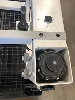 KINETIC SYSTEMS VIBRAPLANE 120943-10-0821 VIBRATION TABLE