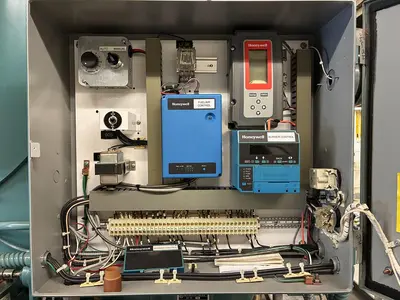 USED 2002 CLEAVER BROOKS CBI200-350-015