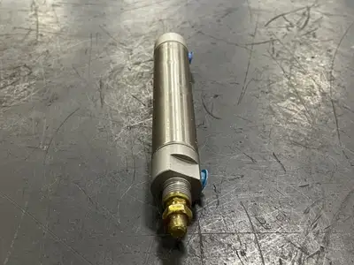 USED SMC NCDMKC106-0400