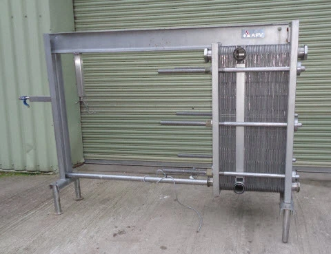 35 sq.m Plate Pasteuriser Heat Exchanger APV SR30