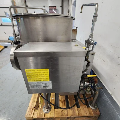 CLEVELAND TILT KETTLE MODEL KGL-60-T 60 GAL  # 1457