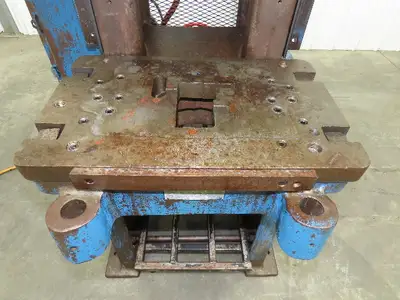 L&J No 22 Mechanical OBI Punch Press 22 Ton 3" Stroke 2Hp 3Ph Air Clutch Brake