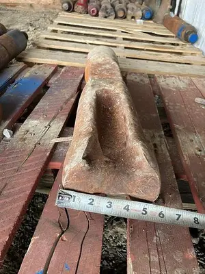Used AFTERMARKET 5-1/2” DIAMETER X APPROXIMATELY 24” LENGTH CABLE TOOL DRILLING CHISEL BIT Other Cutting Tools Pennsylvania US | East West Machinery & Drilling #1417211