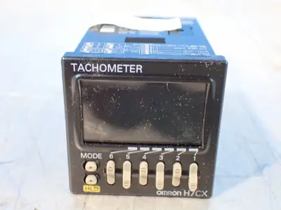 NEW OMRON H7CXR11D1N301