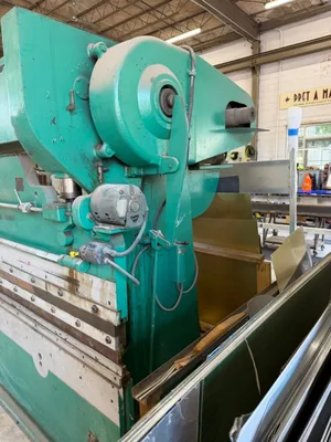 Used CHICAGO 8L10 Press Brakes Georgia US | The Equipment Hub #1458278