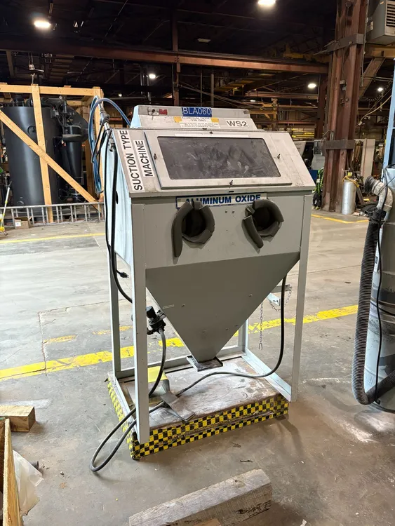 Used ECONOLINE ABRASIVE BLAST CABINET Parts Washers South Carolina US | ESS Industrial Equipment Sales #1336368