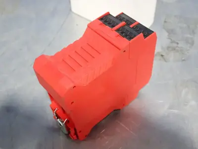USED ALLENBRADLEY 440RC23139 B